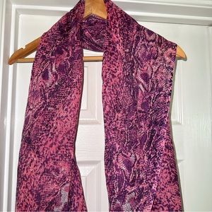 Toryburch scarf
